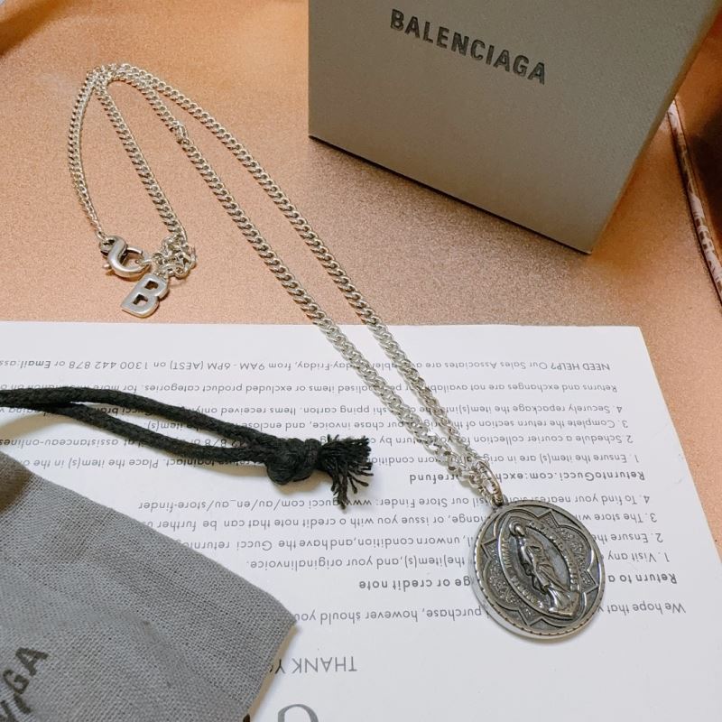 Ba1en*iaga necklaces
